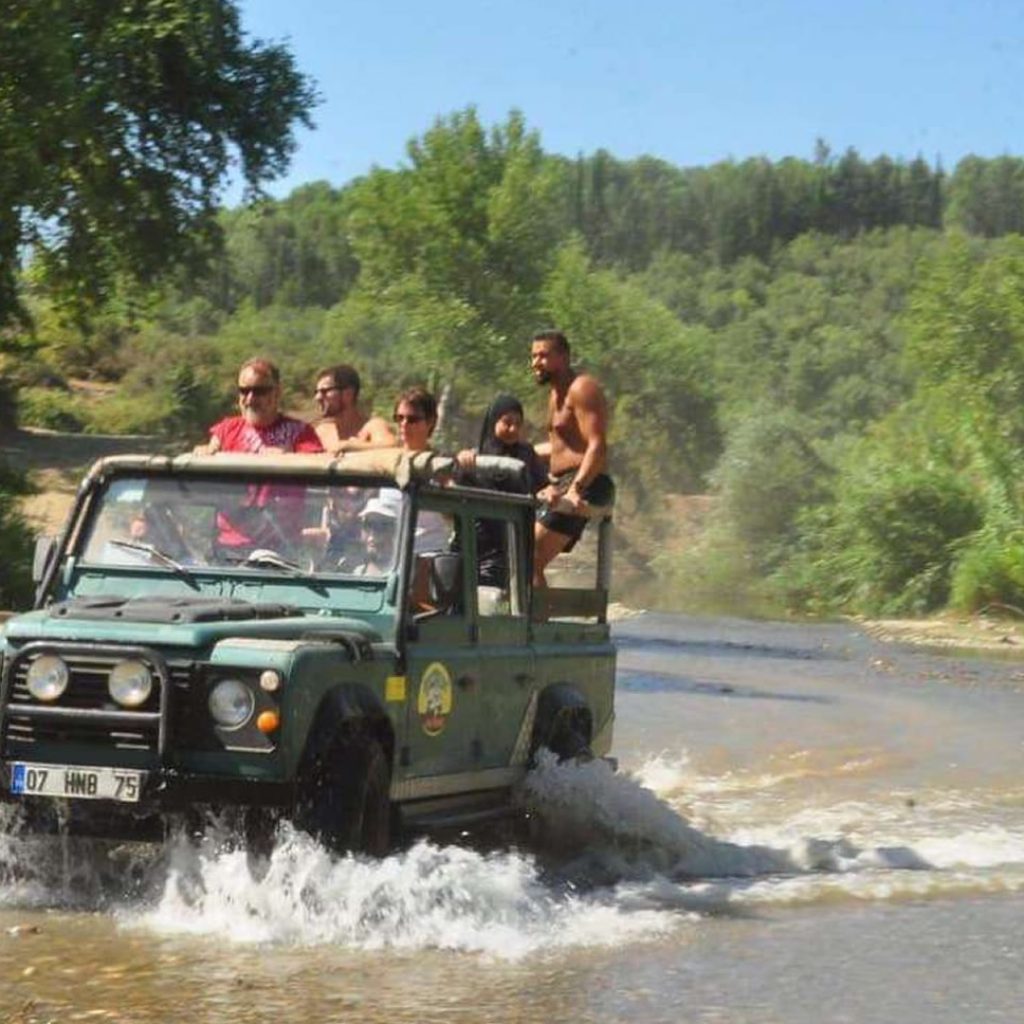 Off-road Safari in Side