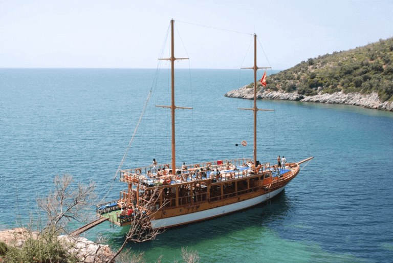 Boat Tour in Kusadasi