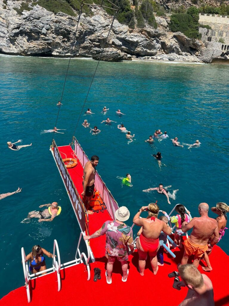 Alanya Relax Boat Tour 