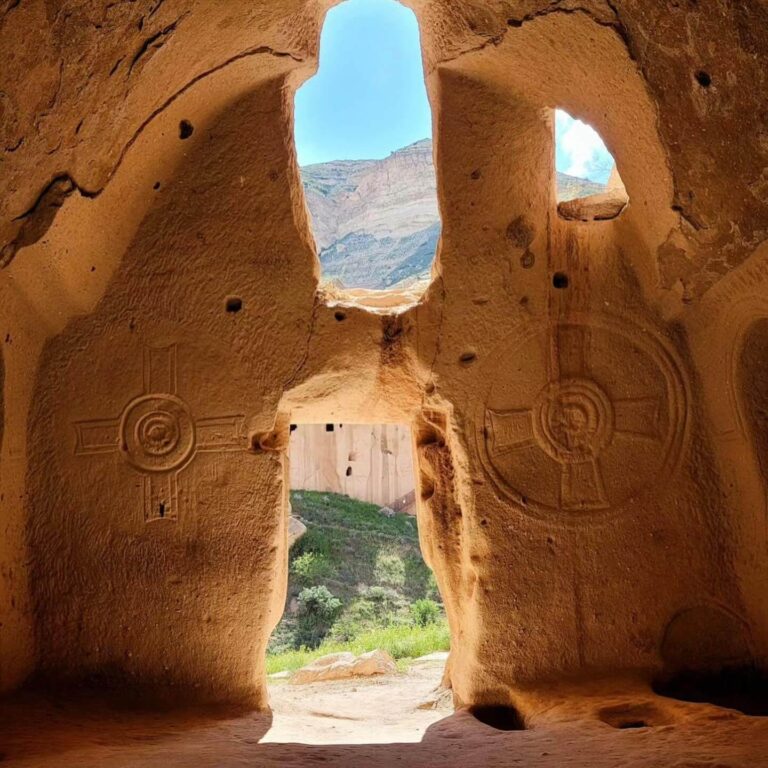 Cappadocia Tour (2 Days -1 Night)