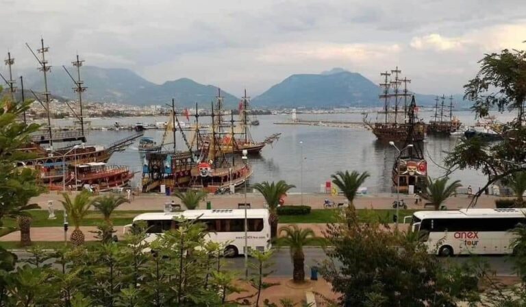 Alanya Pirate Boat Tour