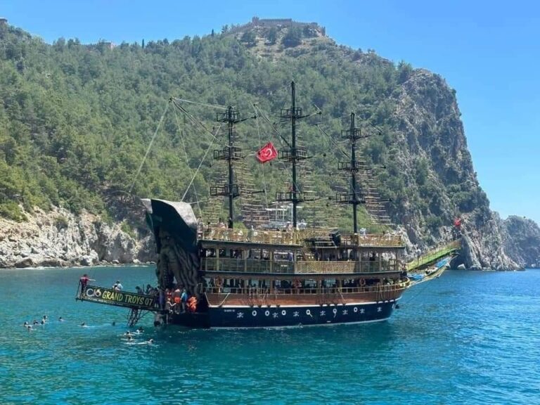 Alanya Pirate Boat Tour