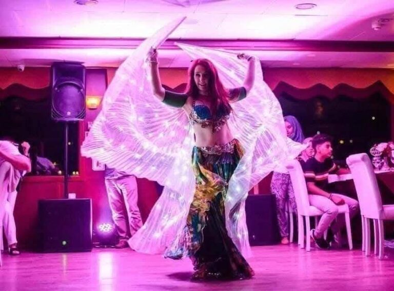 Istanbul Bosphorus Dinner Cruise & Night Show